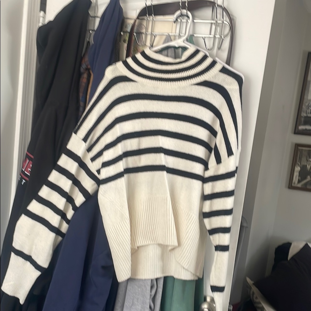 Striped Black and White Women's Sweater